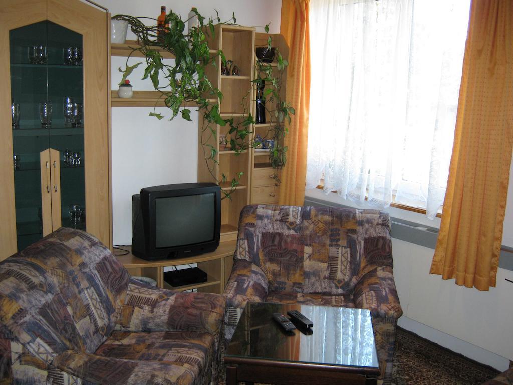 Privat Apartma Ulrych Λίμπερεκ Δωμάτιο φωτογραφία