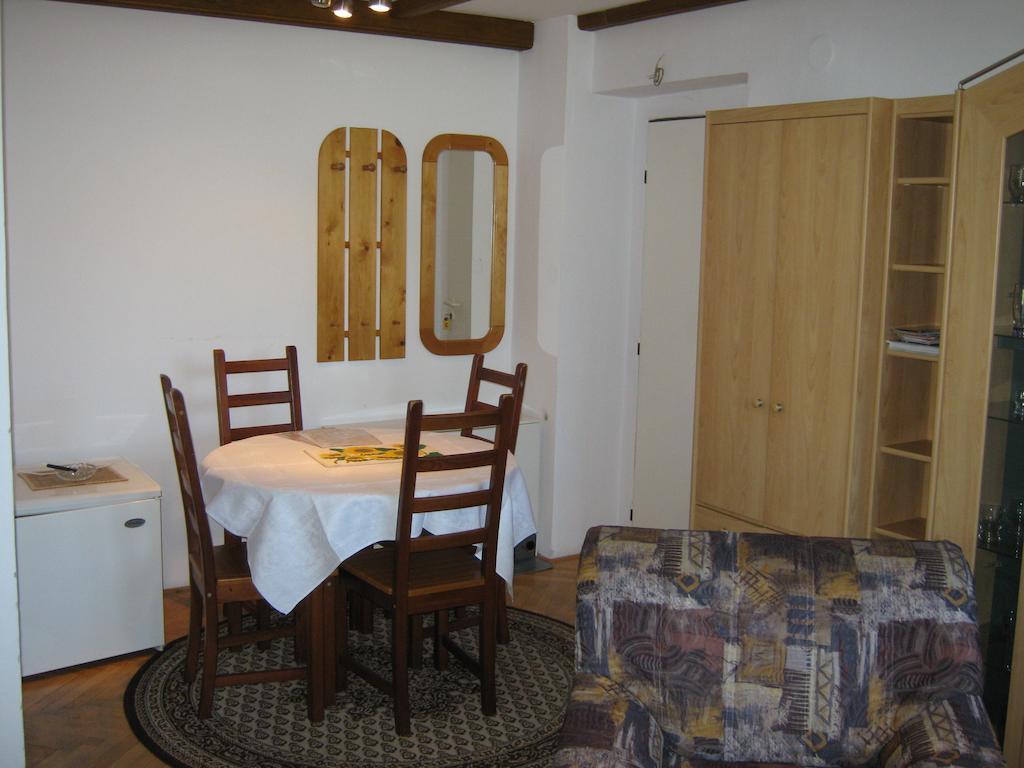 Privat Apartma Ulrych Λίμπερεκ Δωμάτιο φωτογραφία